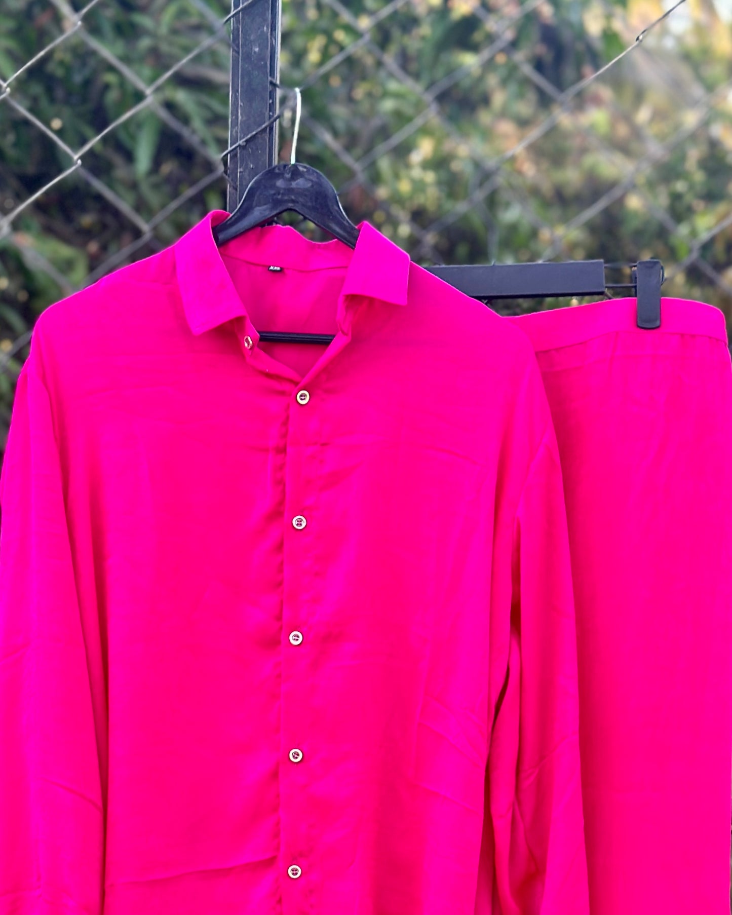 10 Raspberry Metallic Bliss
