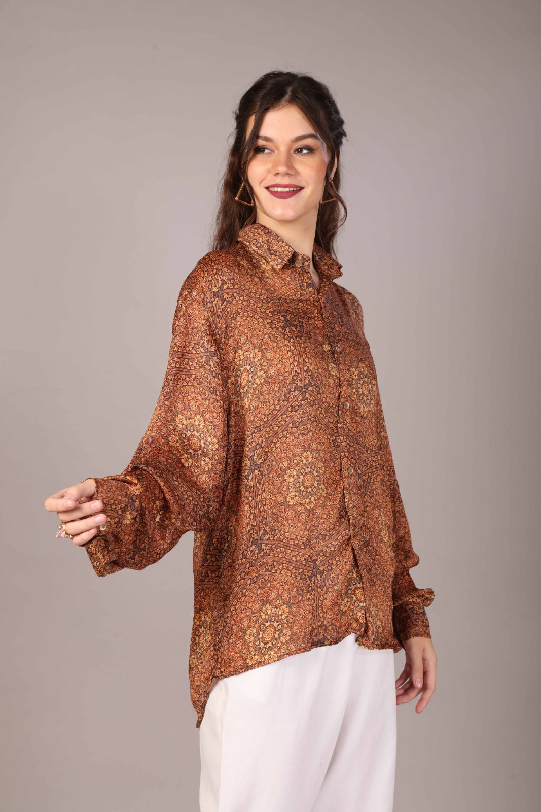52 Mosaic Sand Shirt