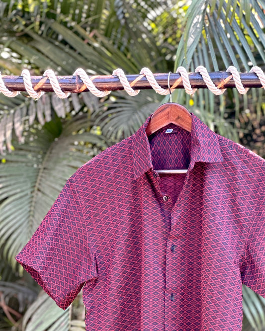 31 Khadi Cotton Black & Red Diamond
